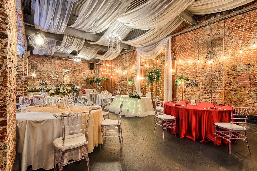 Основной зал