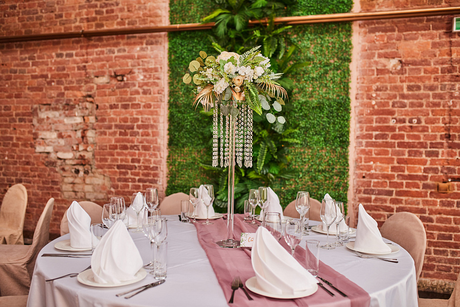 Основной зал