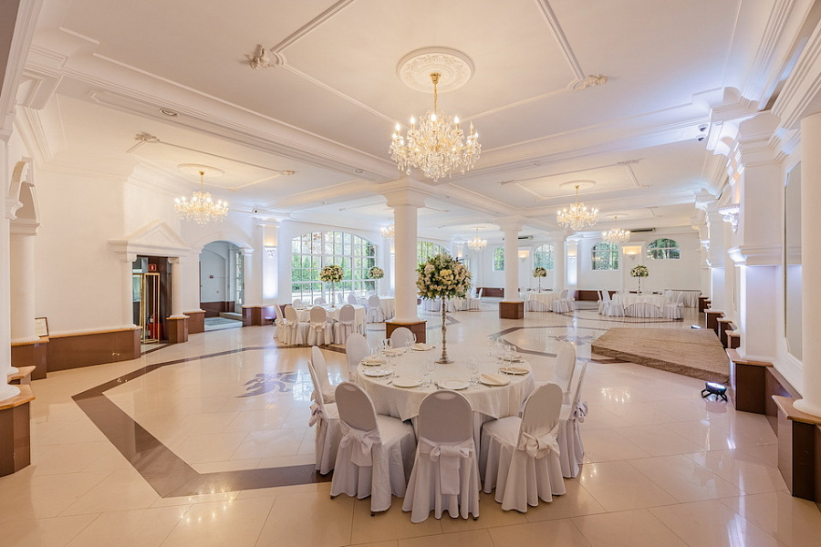 Царский зал