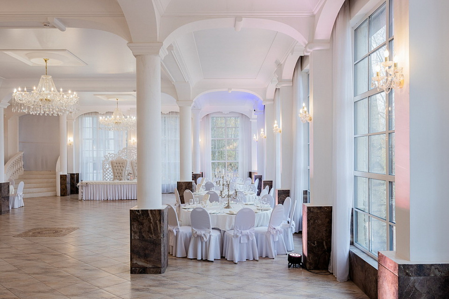 Верхний зал