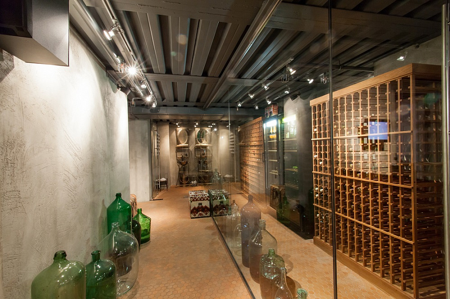 Тапчан на Звенигородском шоссе