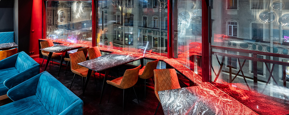 Основной зал