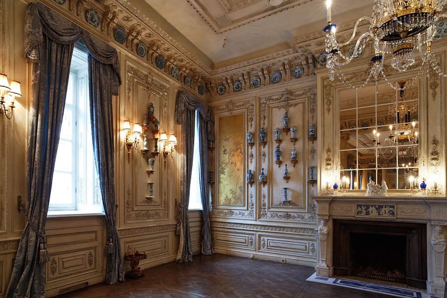 Фарфоровый зал