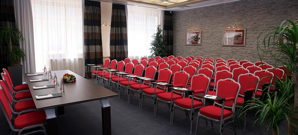 Гранатовый зал