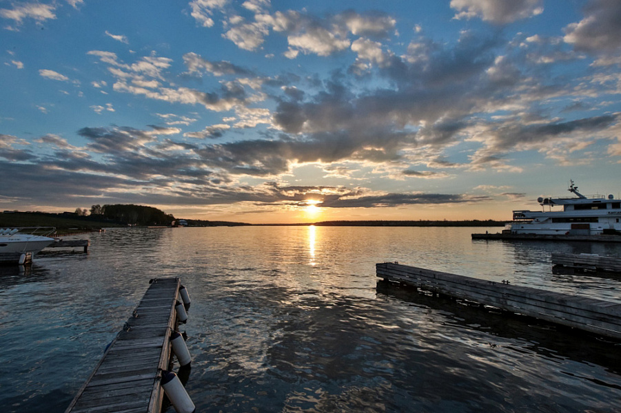 Шатер в Зеленой зоне