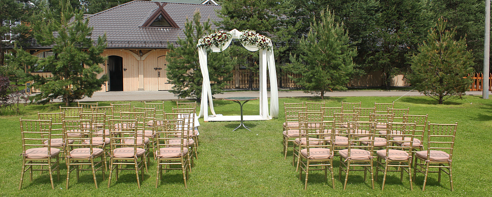 Зал Графский