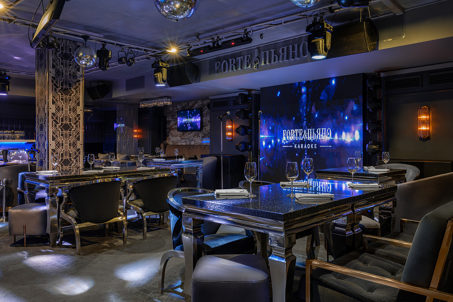 Основной зал