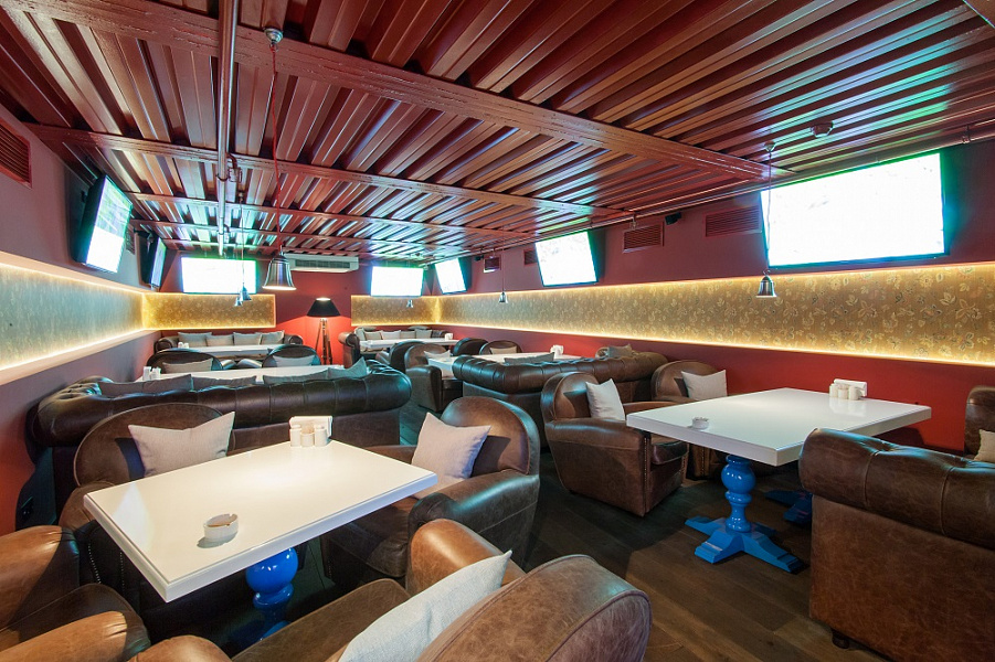 Тапчан на Звенигородском шоссе