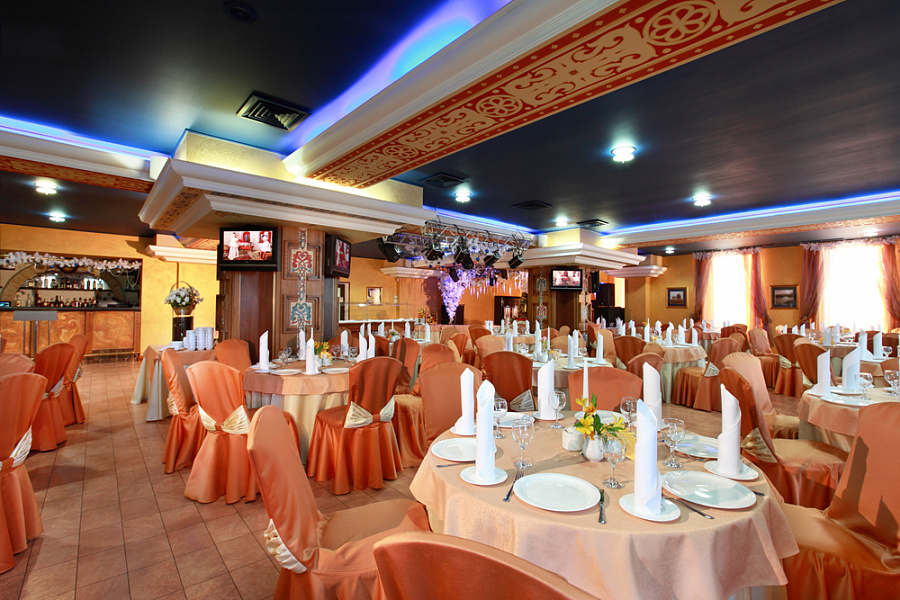 Ресторан "НА ПИНАИХЕ"