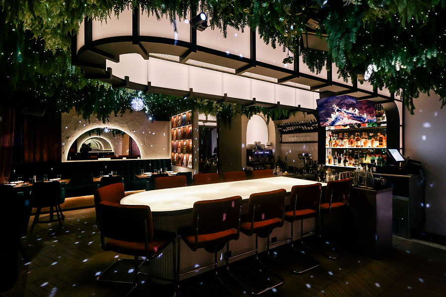 Основной зал