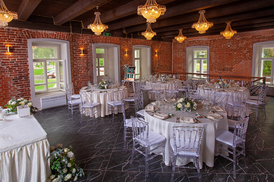 Зал Суворов