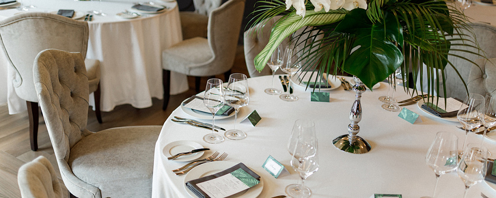 Основной зал