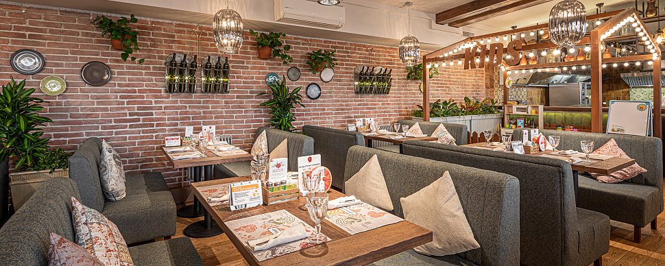 Основной зал