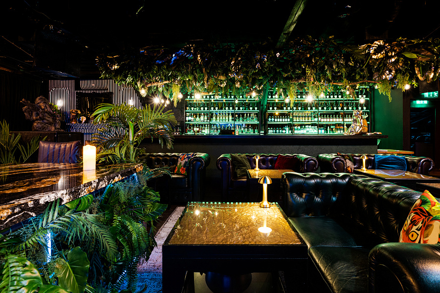 Основной зал