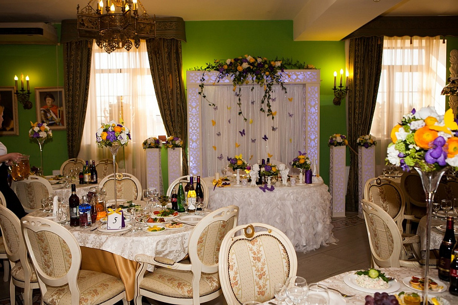 Зимний ресторан «Анна Монс»