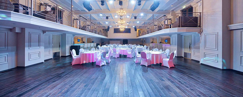 Основной зал