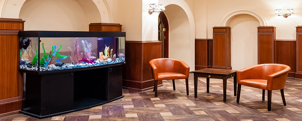 Основной зал