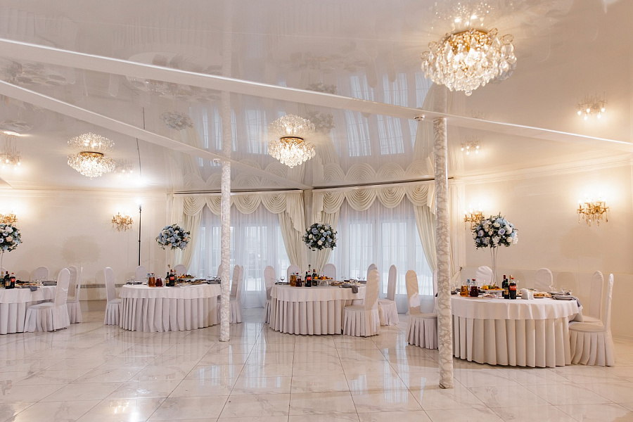 Большой зал