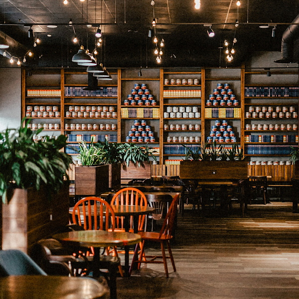 Основной зал