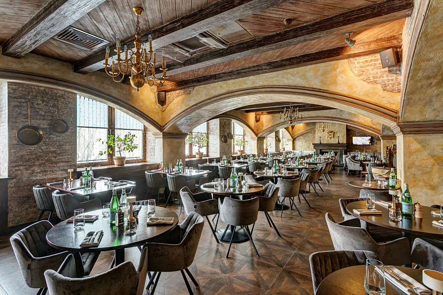 Основной зал