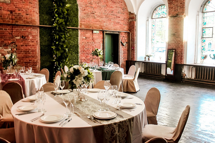 Основной зал