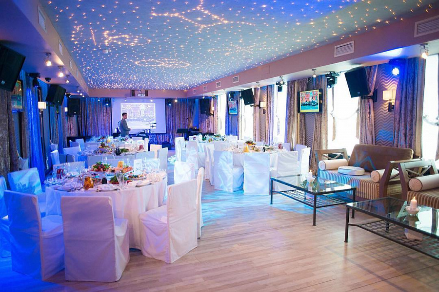 Банкетный зал (Караоке-зал)