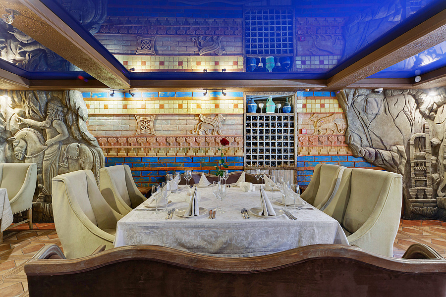 Основной зал