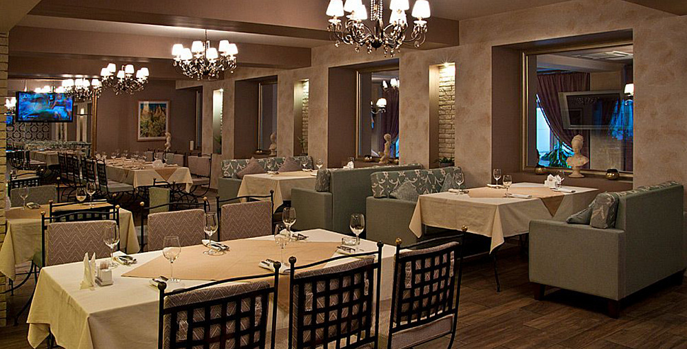 Главный зал