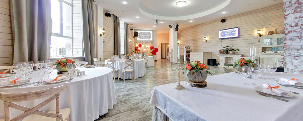 Основной зал