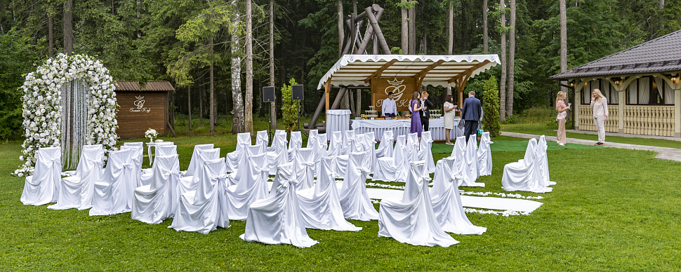 Зал Графский