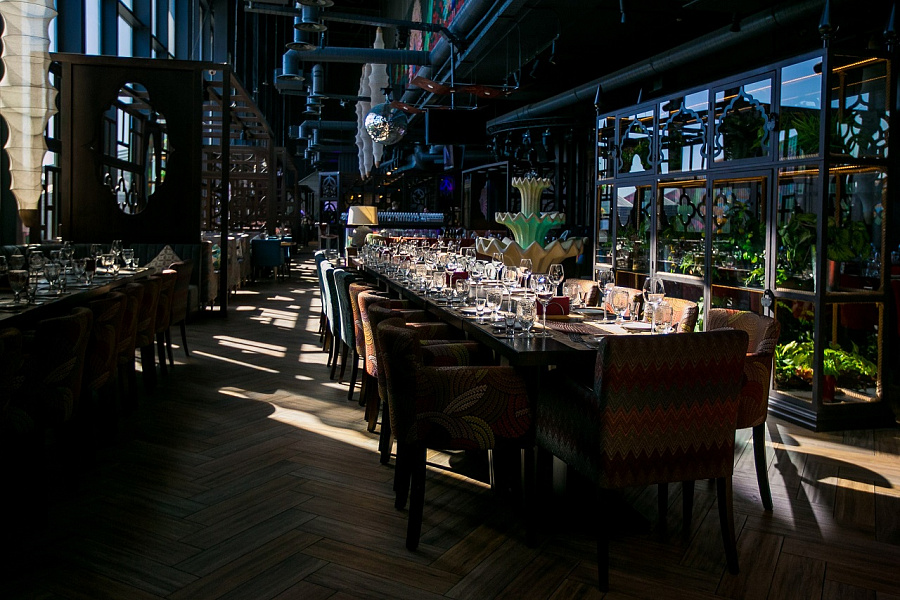 Основной зал