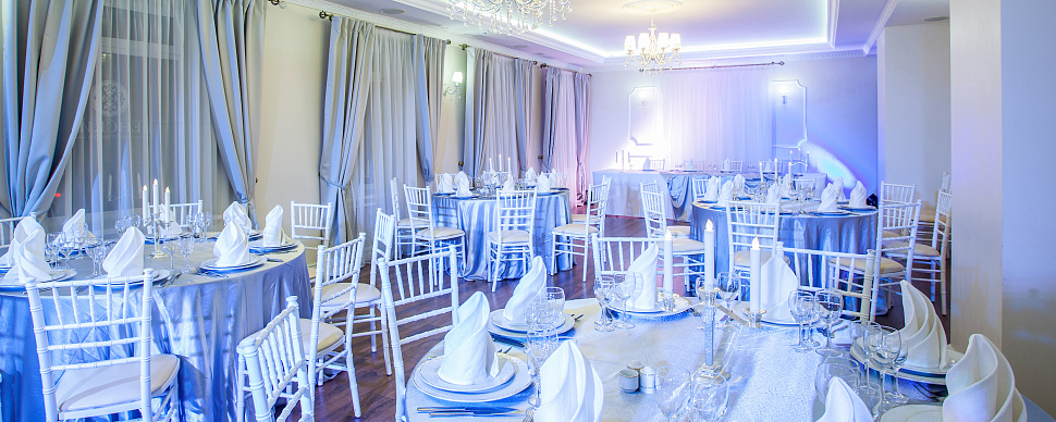 Основной зал