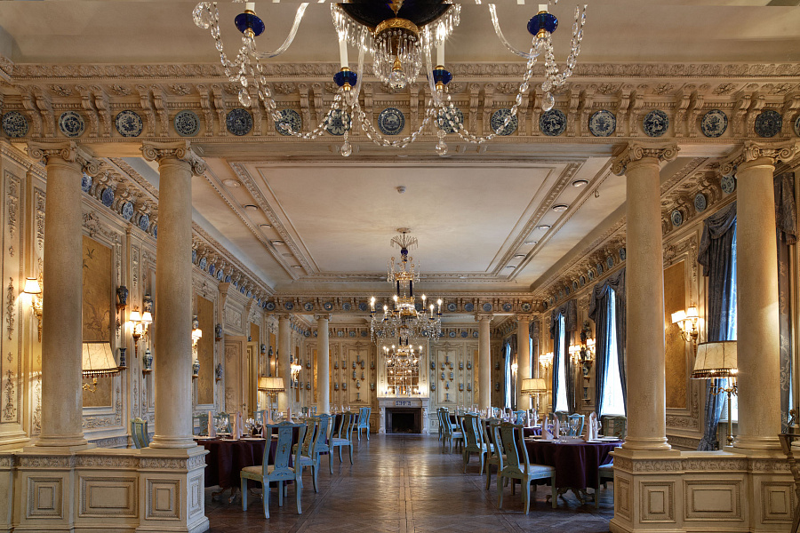 Фарфоровый зал