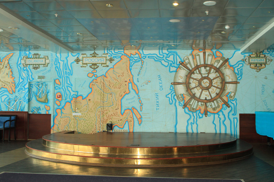 Михаил Светлов