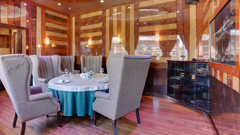 Малый Вип зал