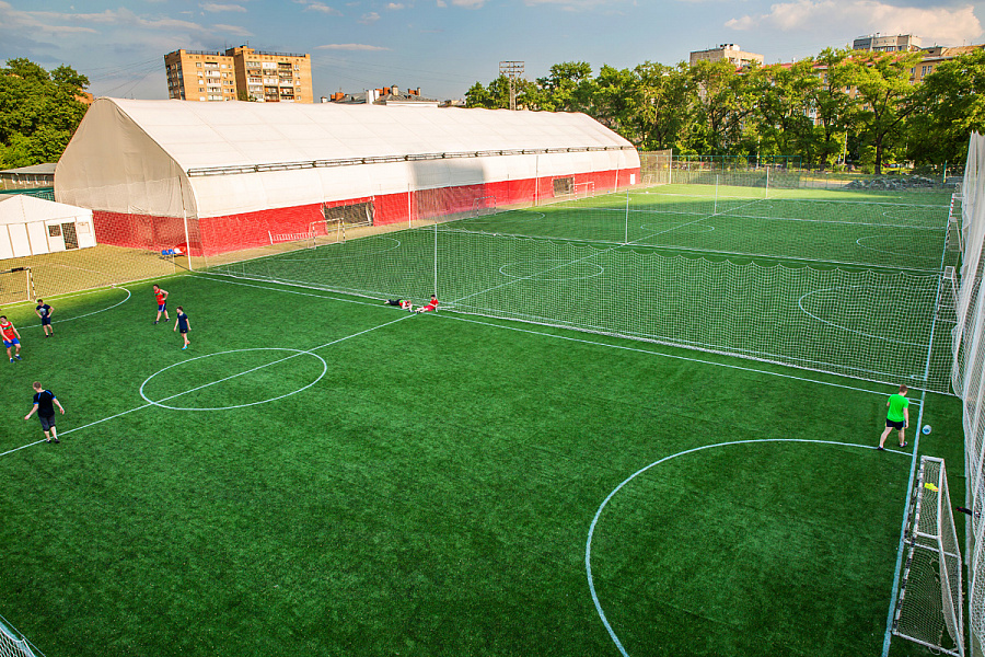 Крытый футбольный манеж