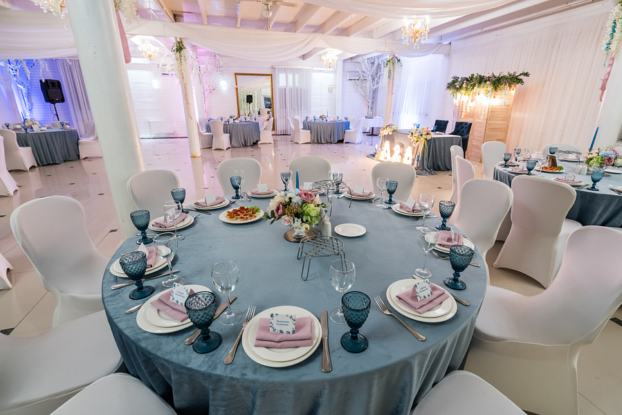 Зеркальный зал