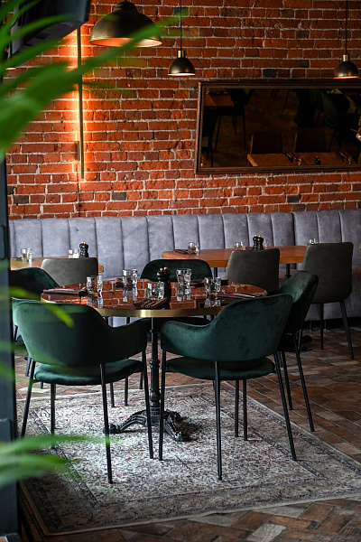 Основной зал