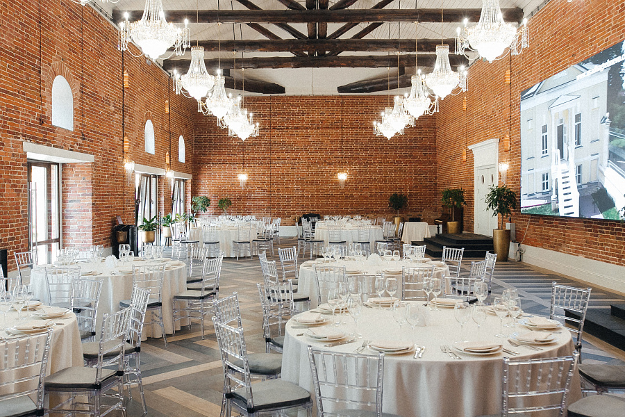 Каретный Двор