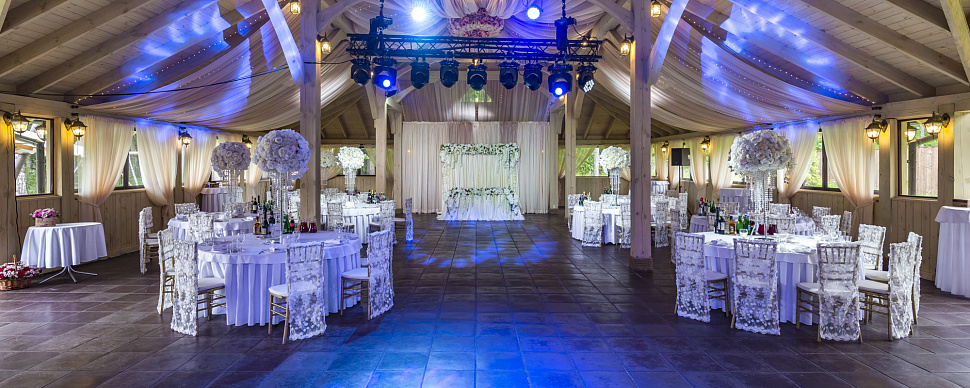 Зал Графский