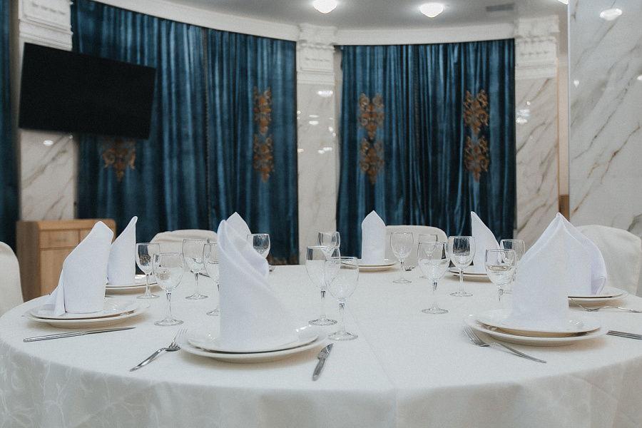 Основой банкетный зал