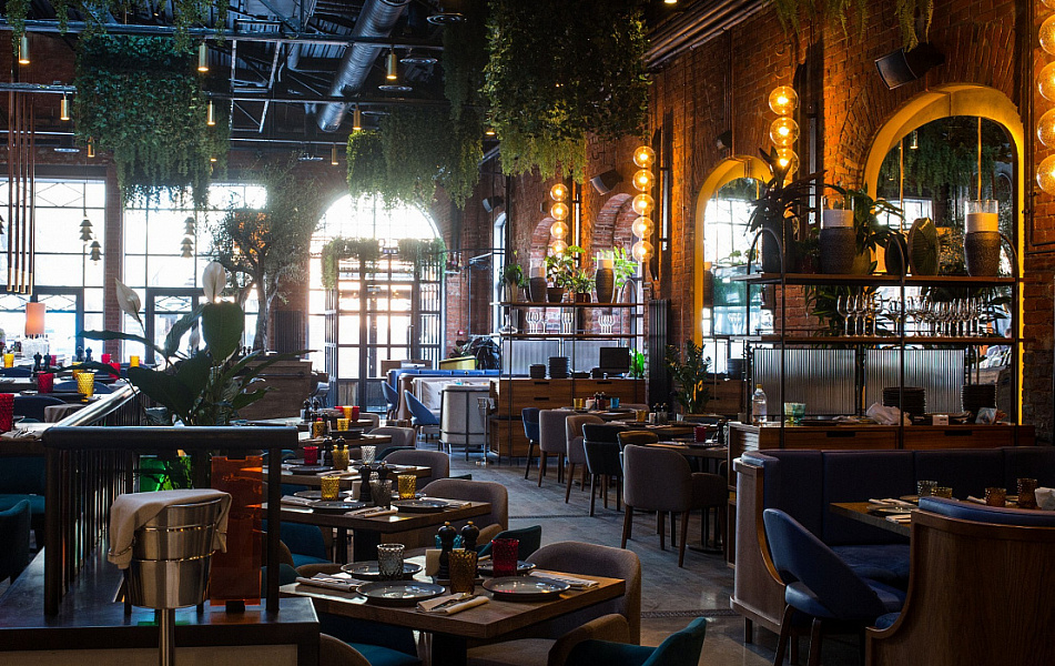 Основной зал