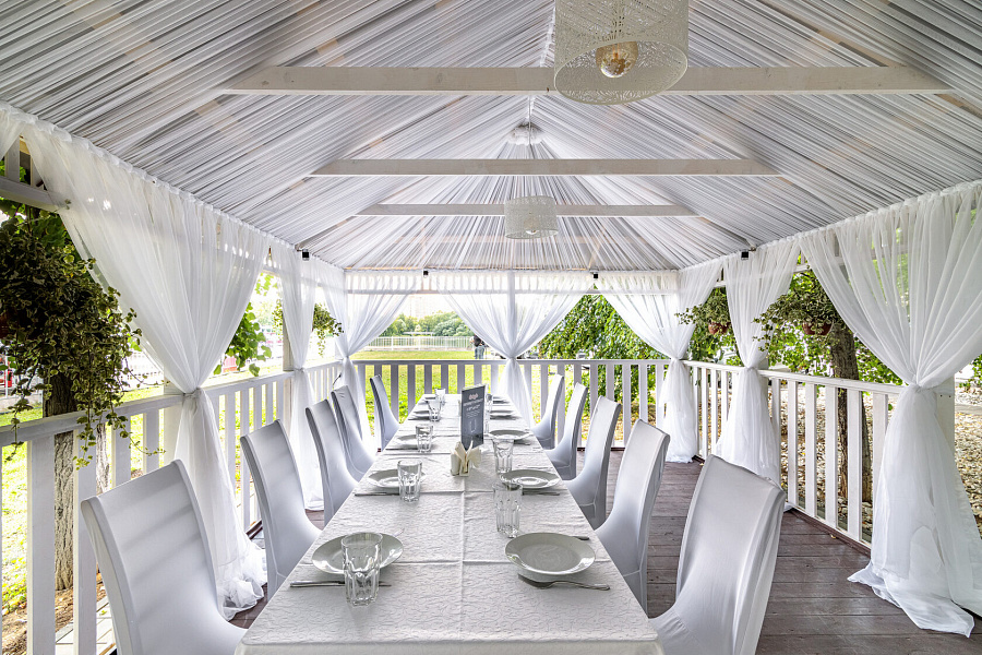 Большая беседка