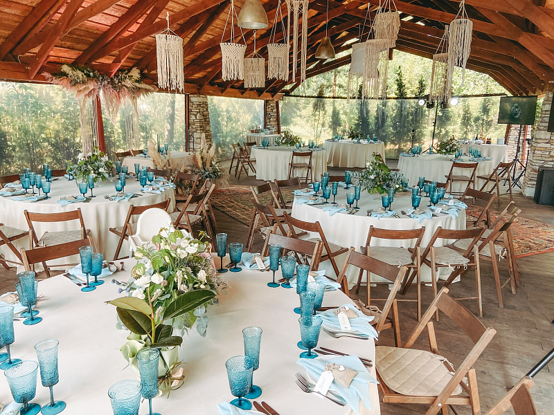 Большая летняя веранда