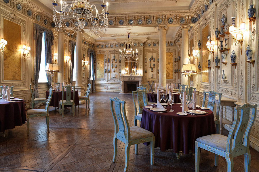 Фарфоровый зал