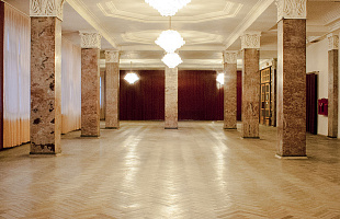 Пространство для банкетов и выставок ДК Кирова