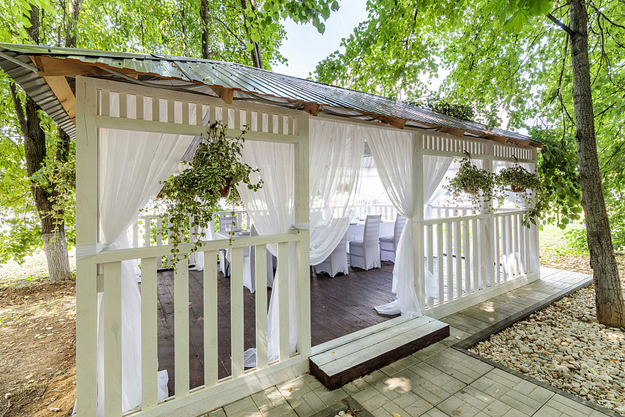 Большая беседка