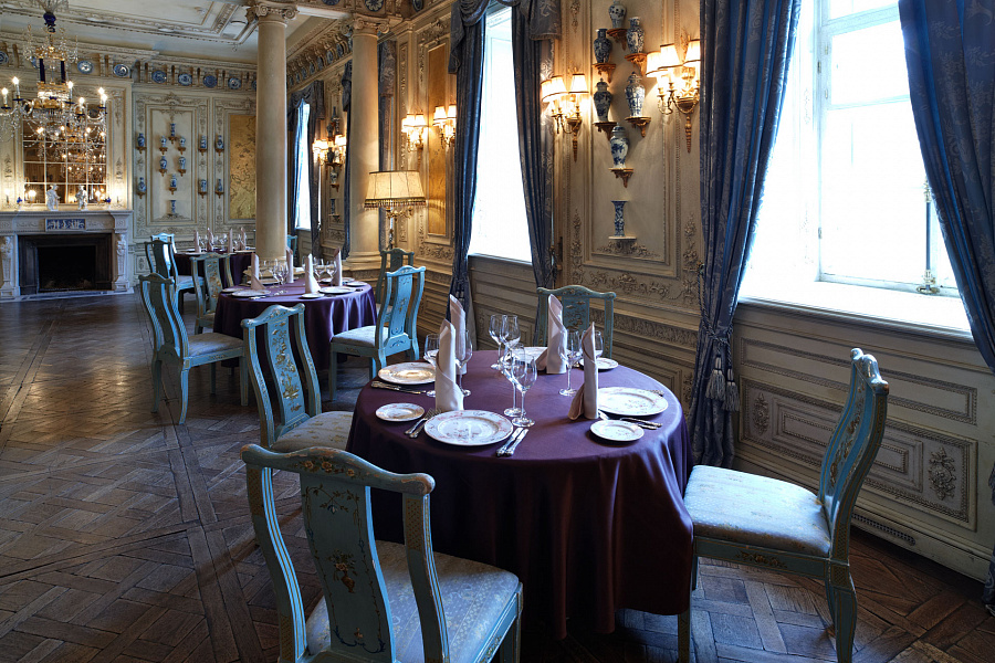 Фарфоровый зал