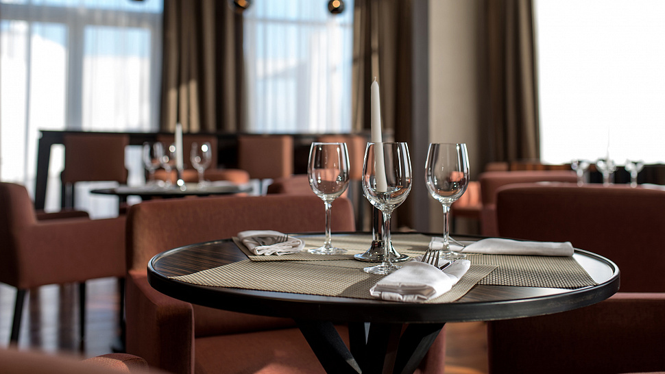 ресторан "Lounge & Grill"