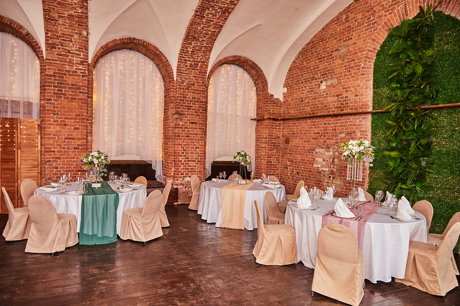 Основной зал